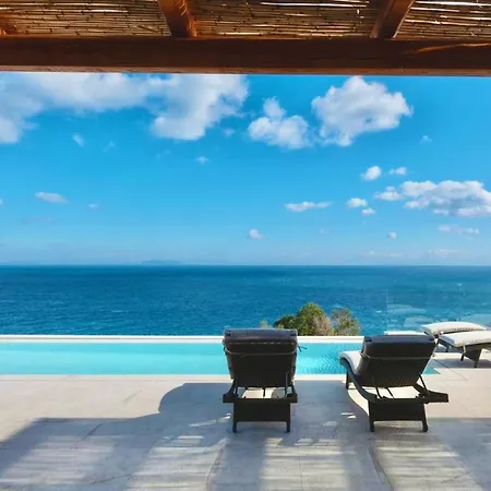 فيلة Aquaterra Luxurious Seafront Kefalonia Skala *